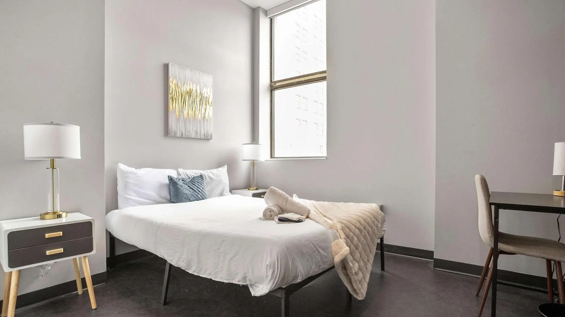 Apartment CozySuites Modern 1BR in Downtown Pitts #3 Pittsburgh