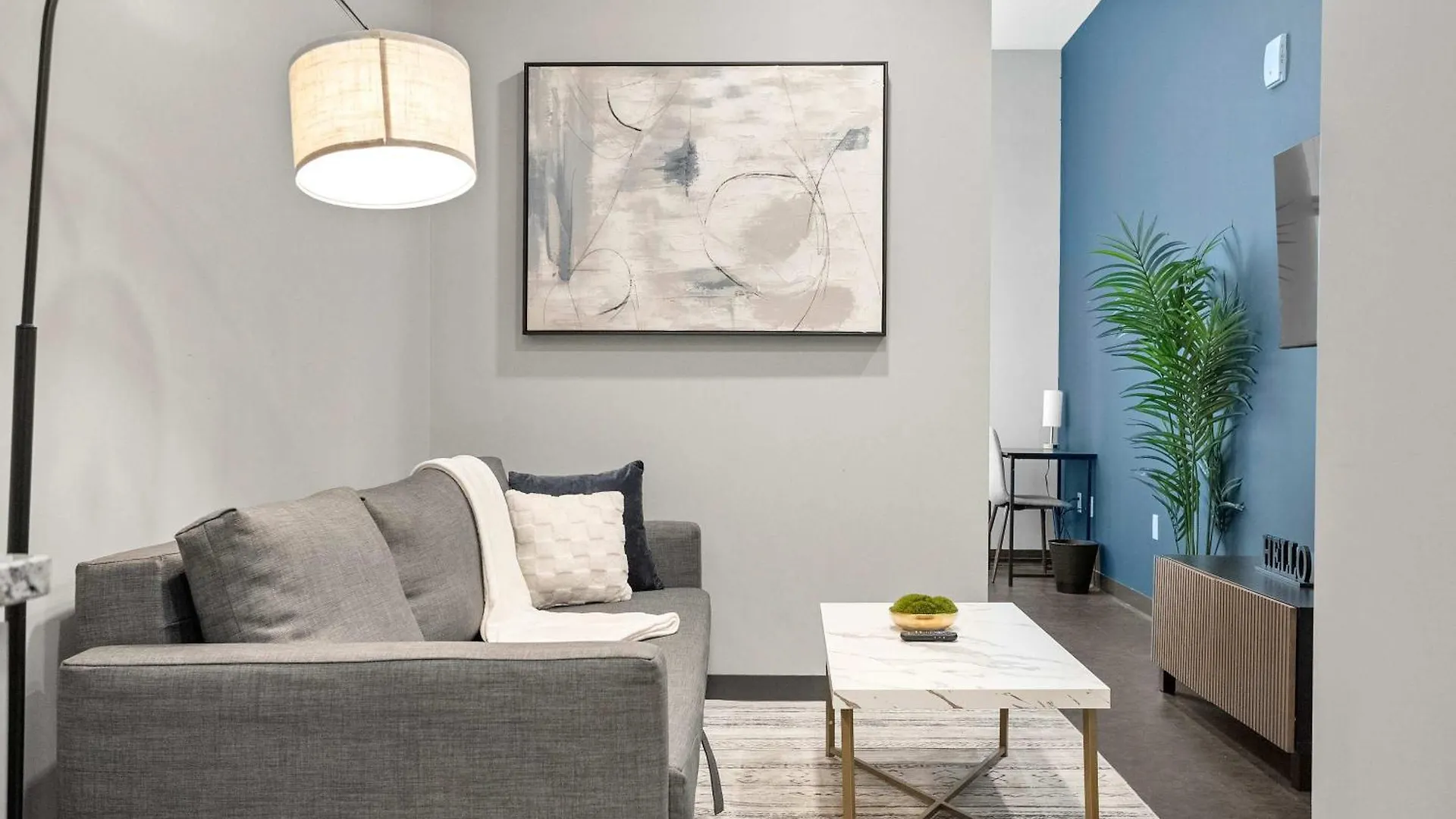 CozySuites Modern 1BR in Downtown Pitts #3 Pittsburgh