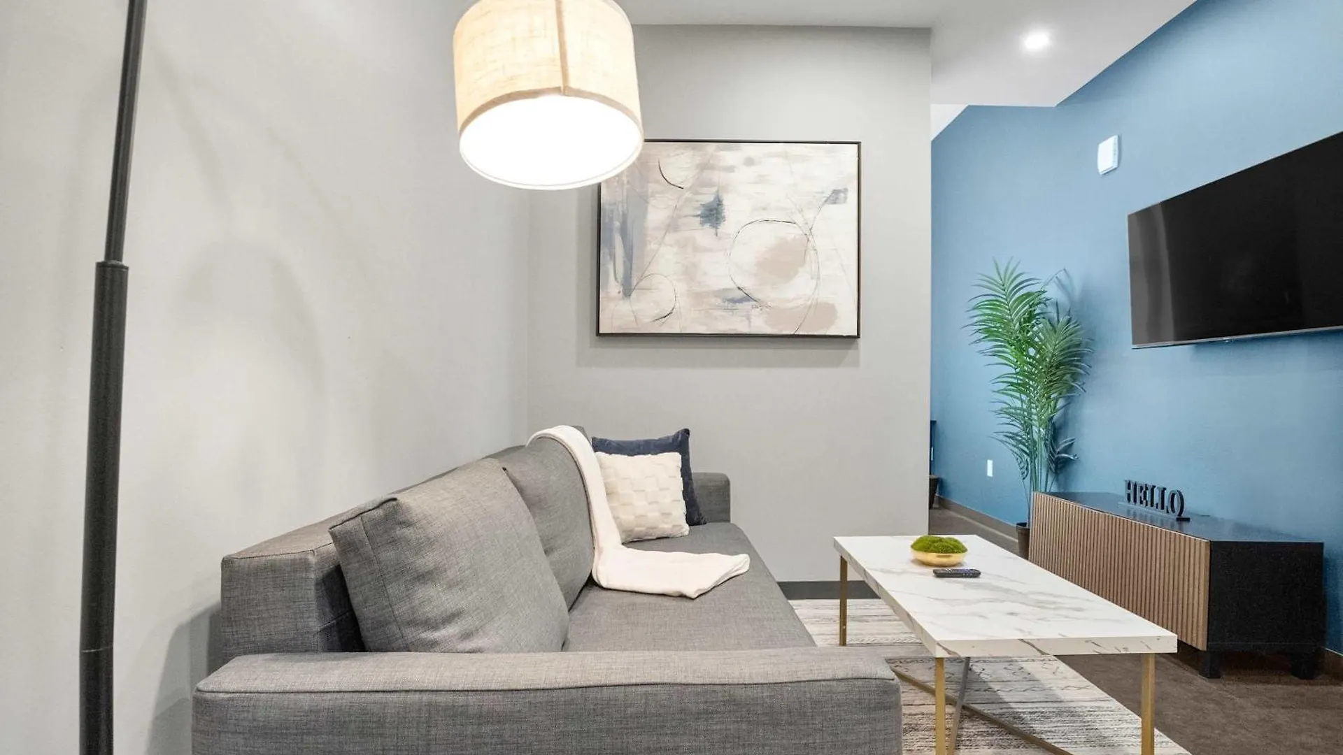 Apartment CozySuites Modern 1BR in Downtown Pitts #3 Pittsburgh